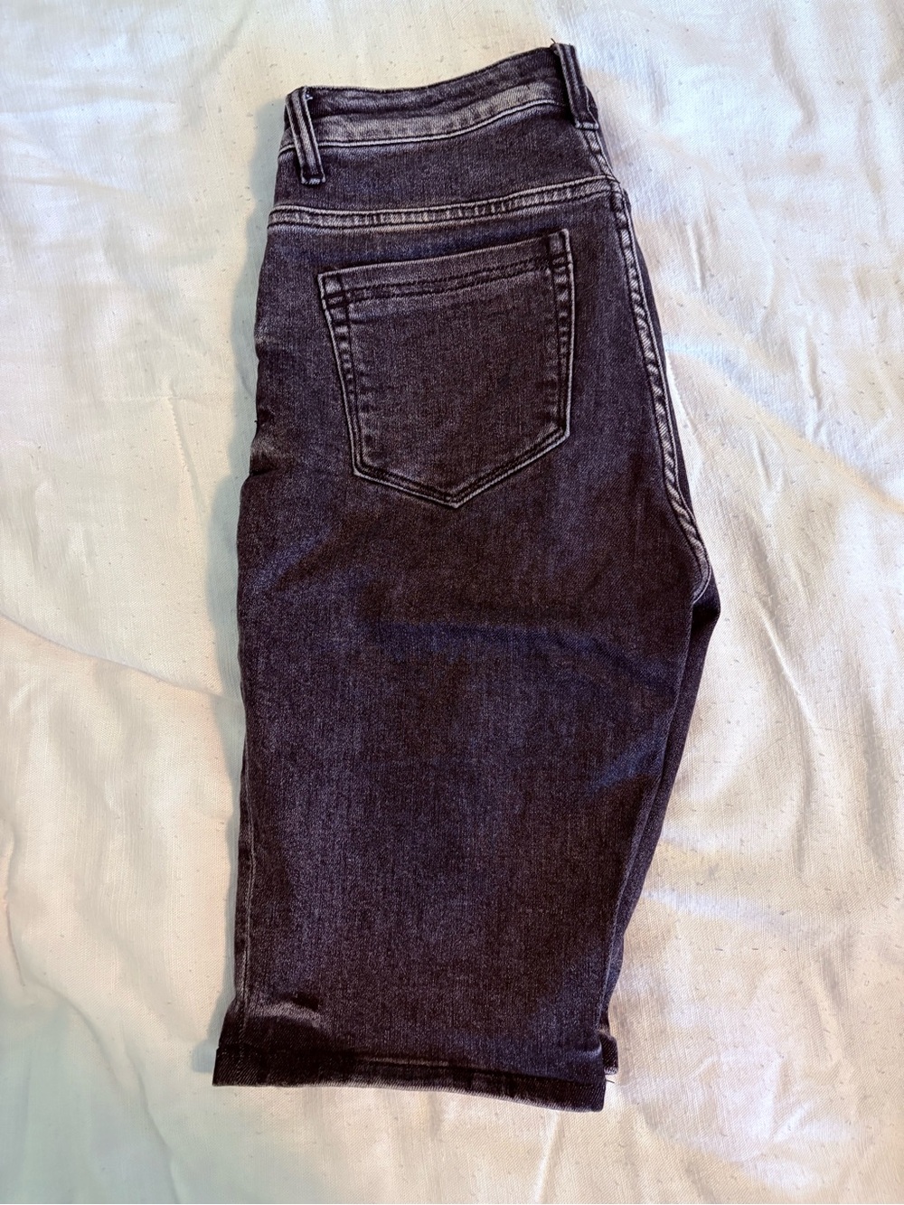 Women’s TNR Black High-Rise Stretch Bermuda Jeans